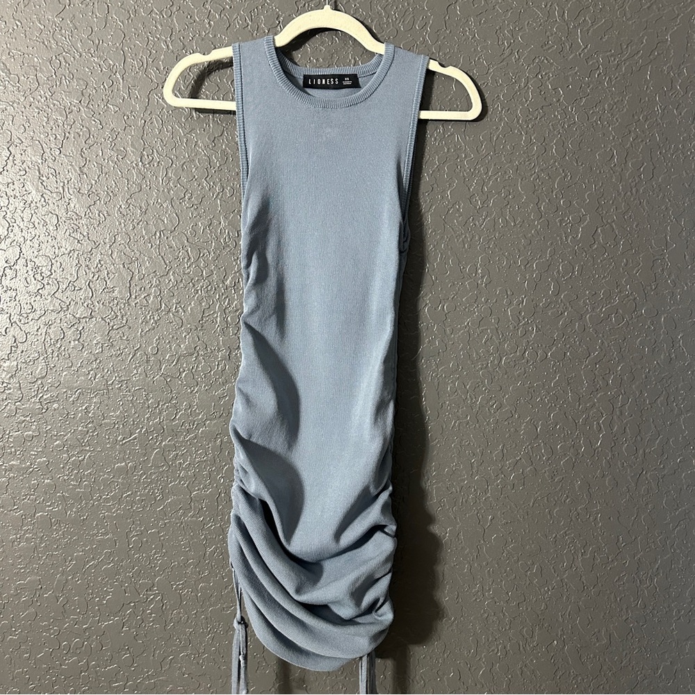 Princess poly lioness blue adjustable dress only worn once